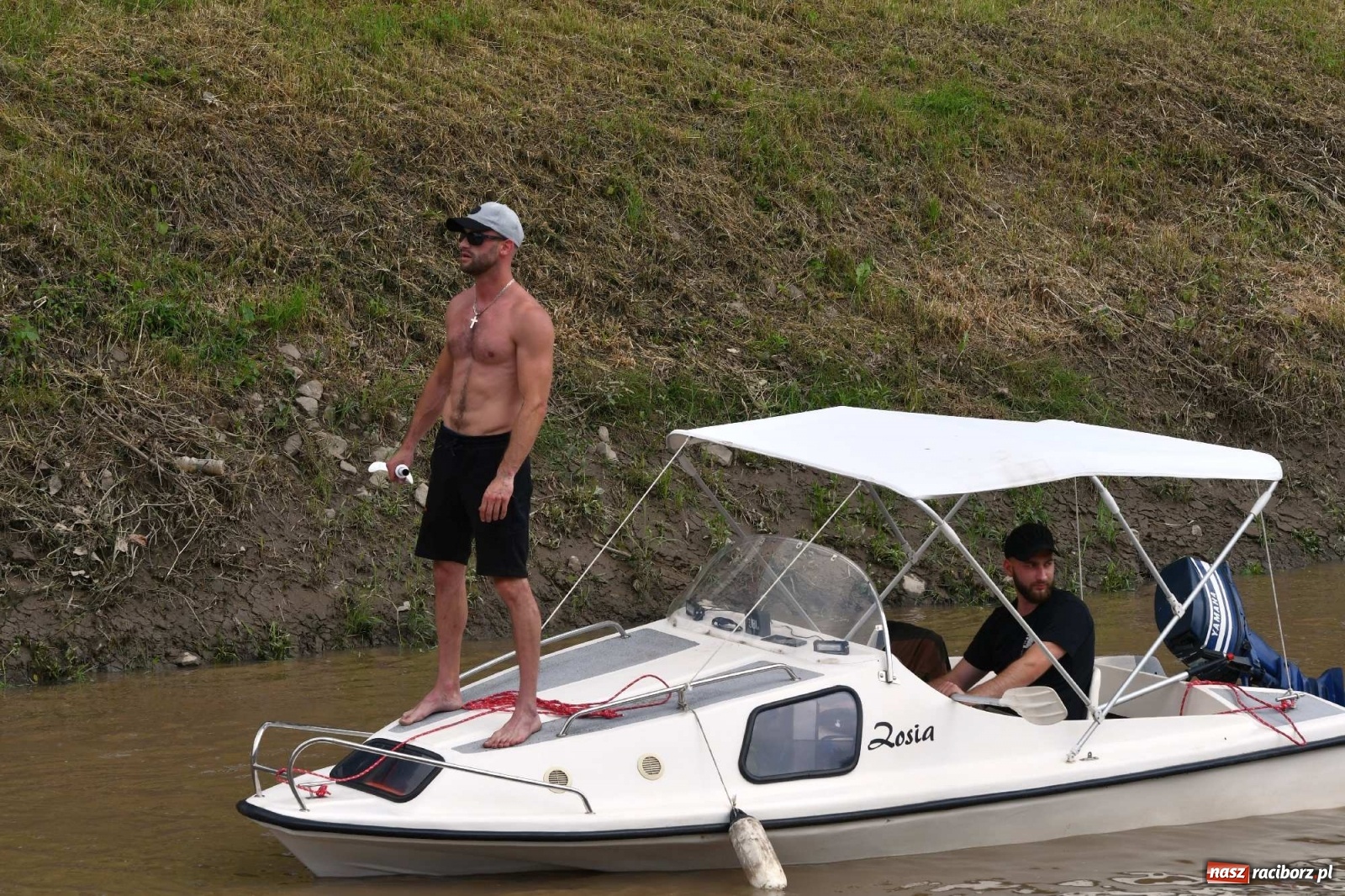 Zdjęcie w galerii na portalu naszraciborz.pl: Ahoj przygodo! Trzydzieści pływadeł ruszyło do Kędzierzyna-Koźla wiadomości z regionu