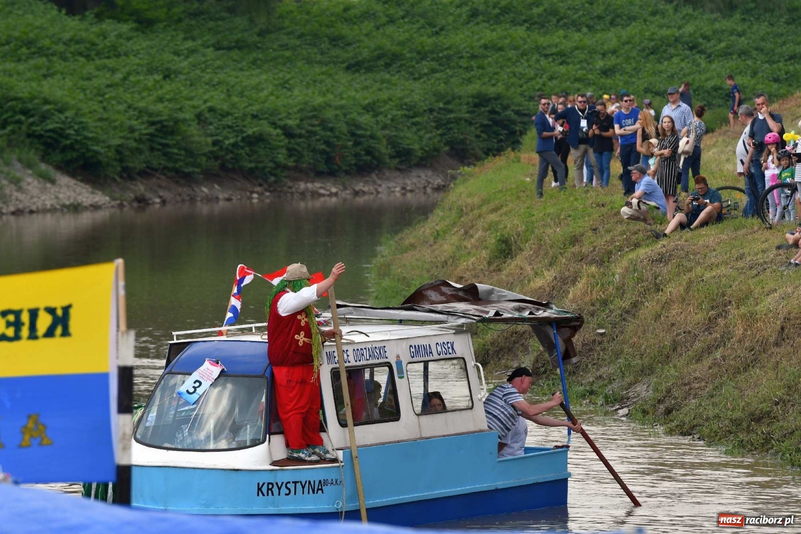 Zdjęcie w galerii na portalu naszraciborz.pl: Ahoj przygodo! Trzydzieści pływadeł ruszyło do Kędzierzyna-Koźla wiadomości z regionu