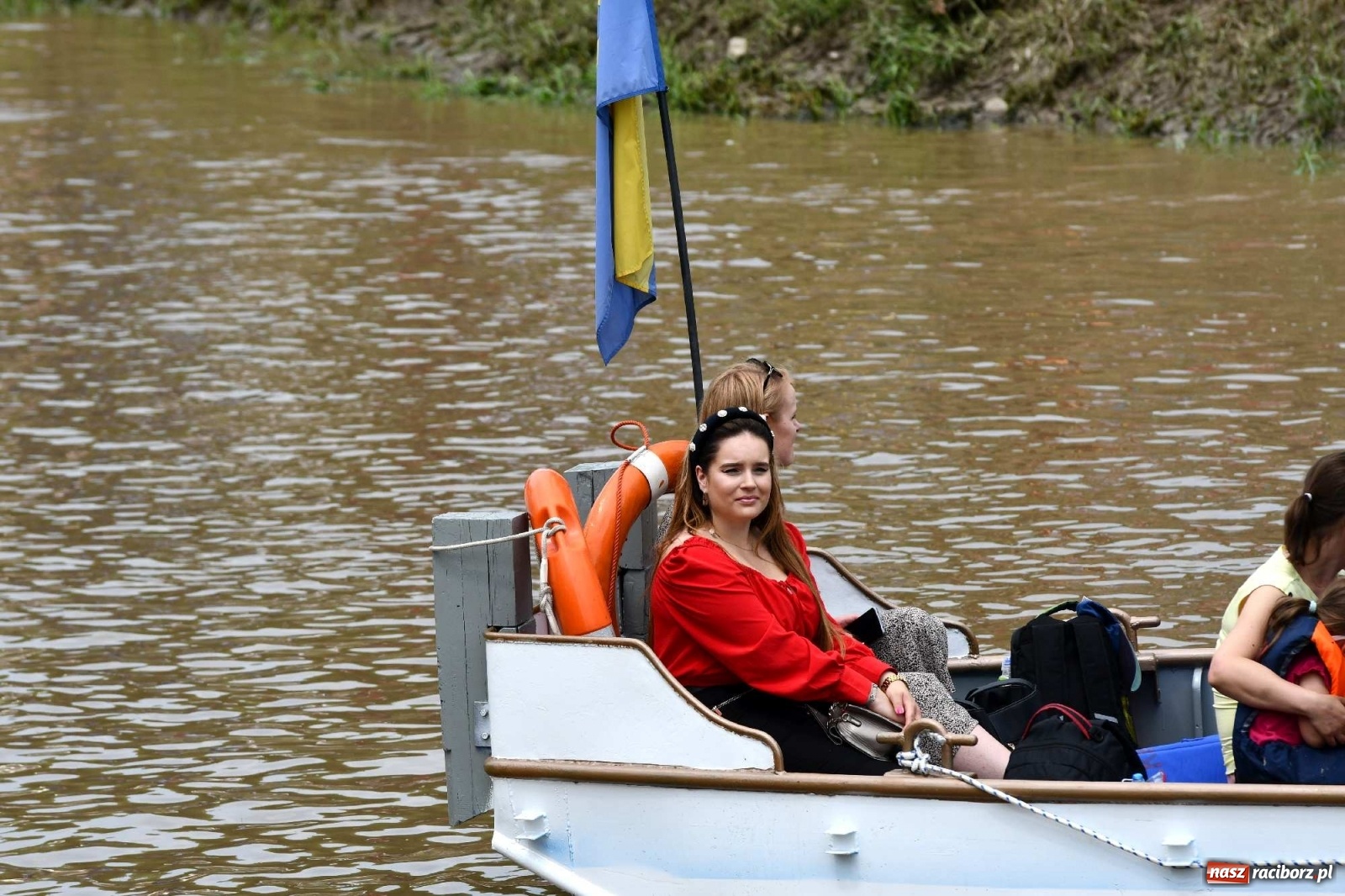 Zdjęcie w galerii na portalu naszraciborz.pl: Ahoj przygodo! Trzydzieści pływadeł ruszyło do Kędzierzyna-Koźla wiadomości z regionu