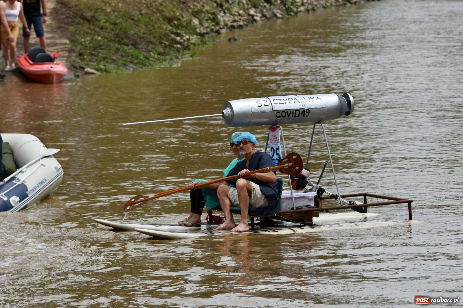 Zdjęcie w galerii na portalu naszraciborz.pl: Ahoj przygodo! Trzydzieści pływadeł ruszyło do Kędzierzyna-Koźla wiadomości z regionu