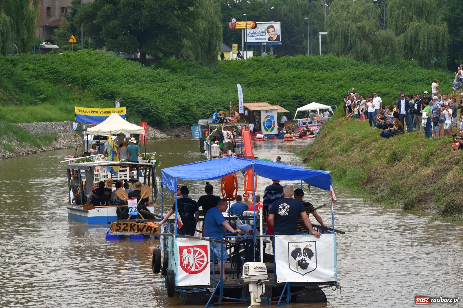 Zdjęcie w galerii na portalu naszraciborz.pl: Ahoj przygodo! Trzydzieści pływadeł ruszyło do Kędzierzyna-Koźla wiadomości z regionu