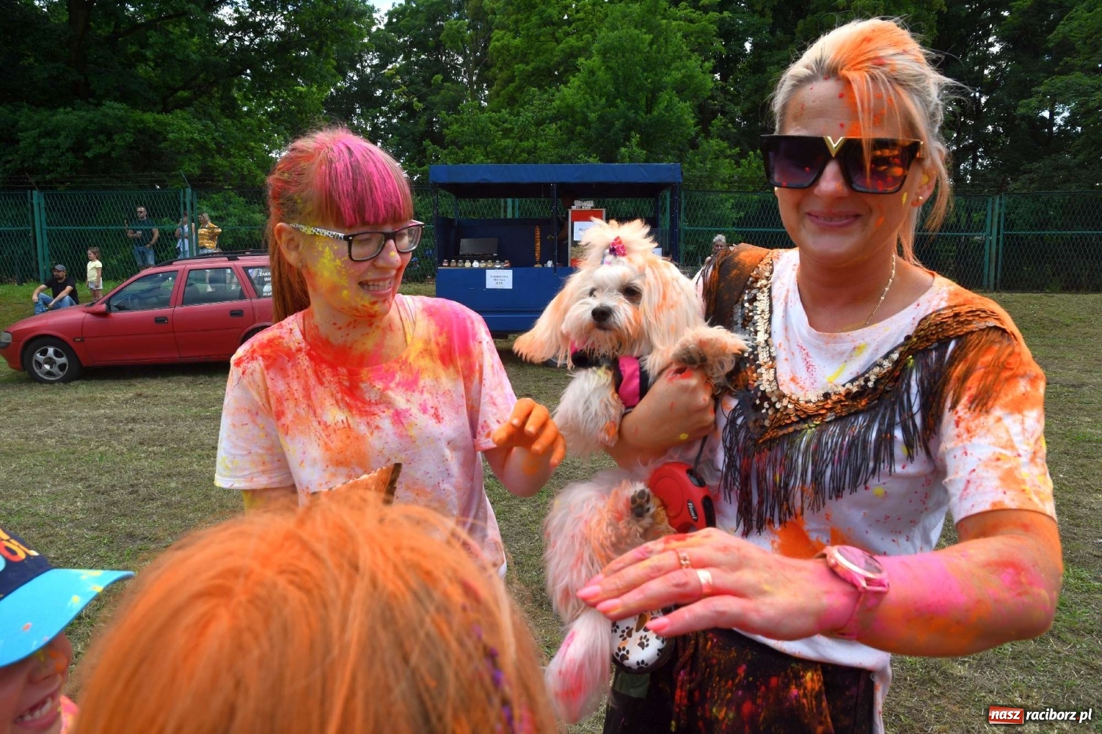Zdjęcie w galerii na portalu naszraciborz.pl: Holi Święto Kolorów w Raciborzu wiadomości z regionu