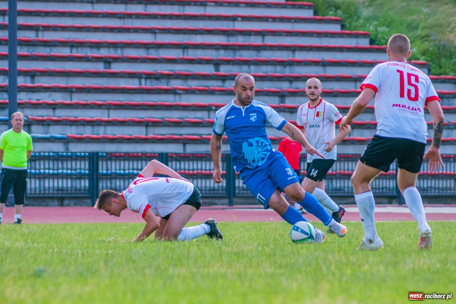 Zdjęcie w galerii na portalu naszraciborz.pl: Płomień z Połomi zgasł przy Zamkowej [FOTO] wiadomości z regionu