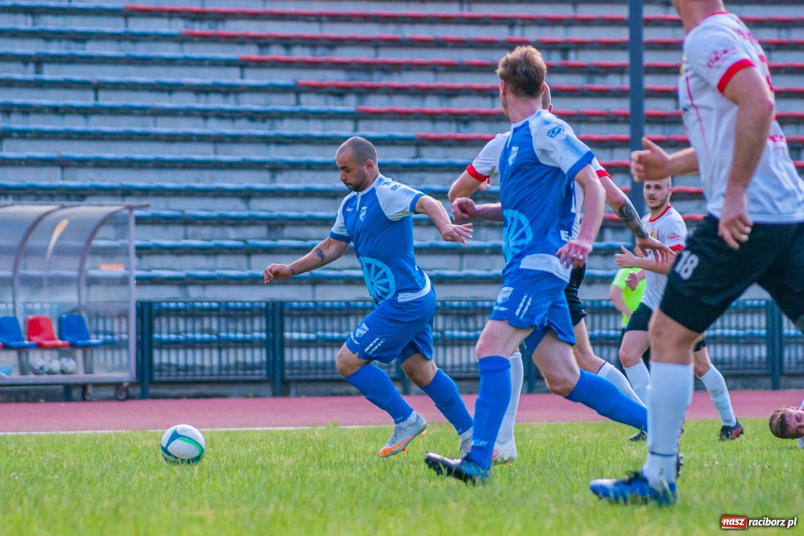 Zdjęcie w galerii na portalu naszraciborz.pl: Płomień z Połomi zgasł przy Zamkowej [FOTO] wiadomości z regionu