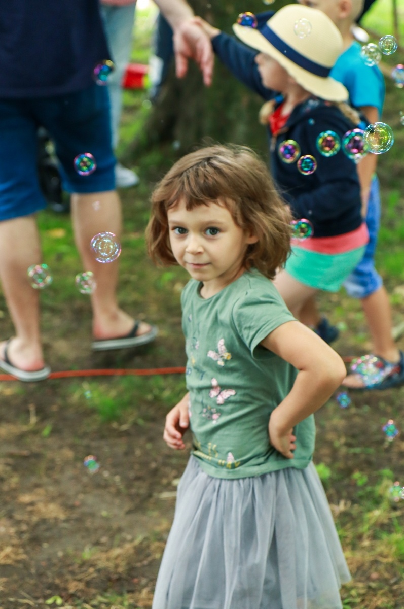 Zdjęcie w galerii na portalu naszraciborz.pl: Bańki, koniki, Banana Boat i The Sunny Side. Sobota na bulwarach wiadomości z regionu