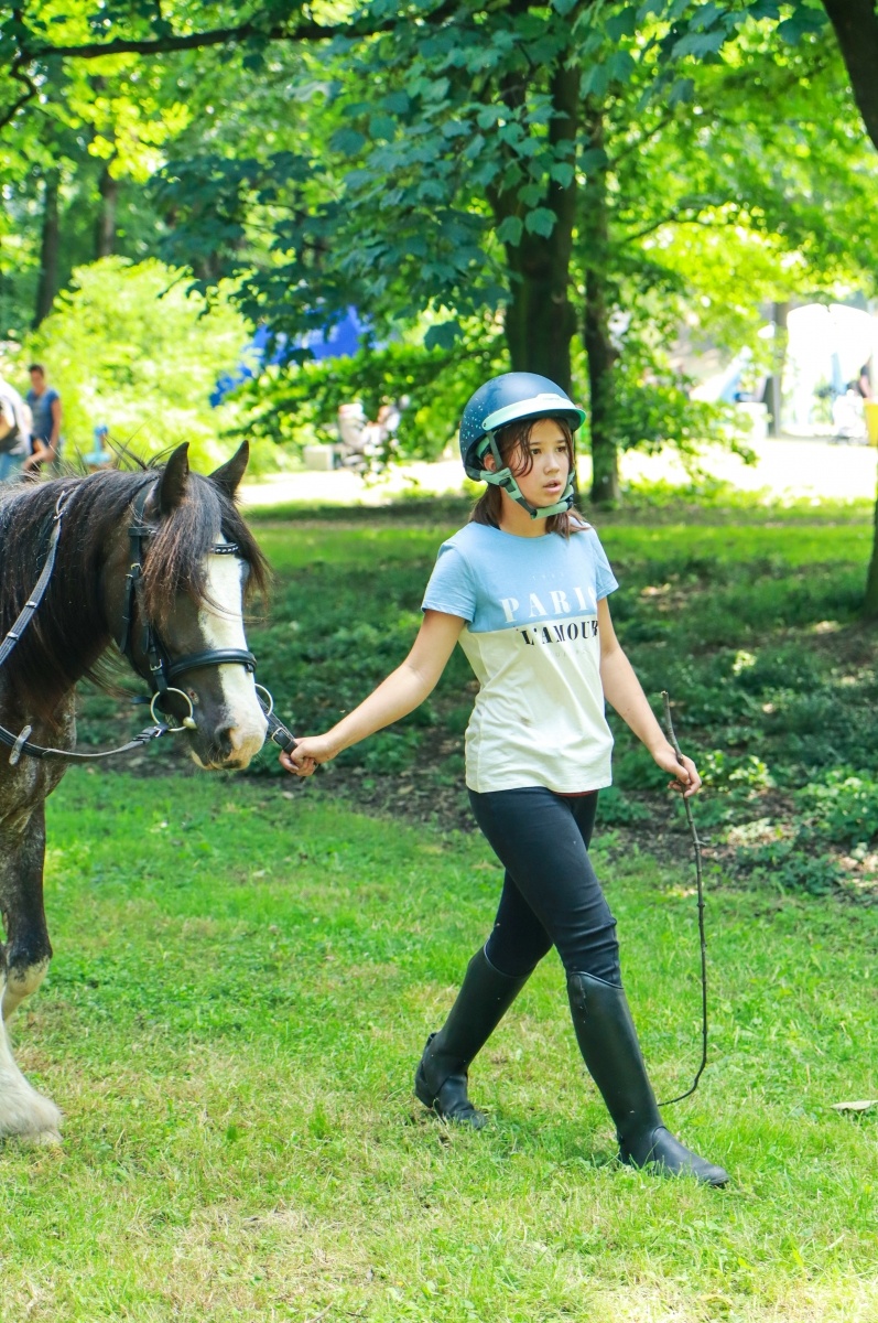 Zdjęcie w galerii na portalu naszraciborz.pl: Bańki, koniki, Banana Boat i The Sunny Side. Sobota na bulwarach wiadomości z regionu