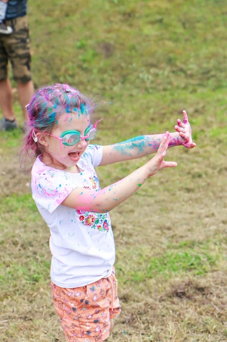 Zdjęcie w galerii na portalu naszraciborz.pl: Raciborzanie zanurkowali w kolorach. Poszukajcie się w galerii [FOTO] wiadomości z regionu