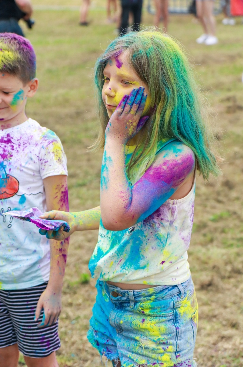 Zdjęcie w galerii na portalu naszraciborz.pl: Raciborzanie zanurkowali w kolorach. Poszukajcie się w galerii [FOTO] wiadomości z regionu