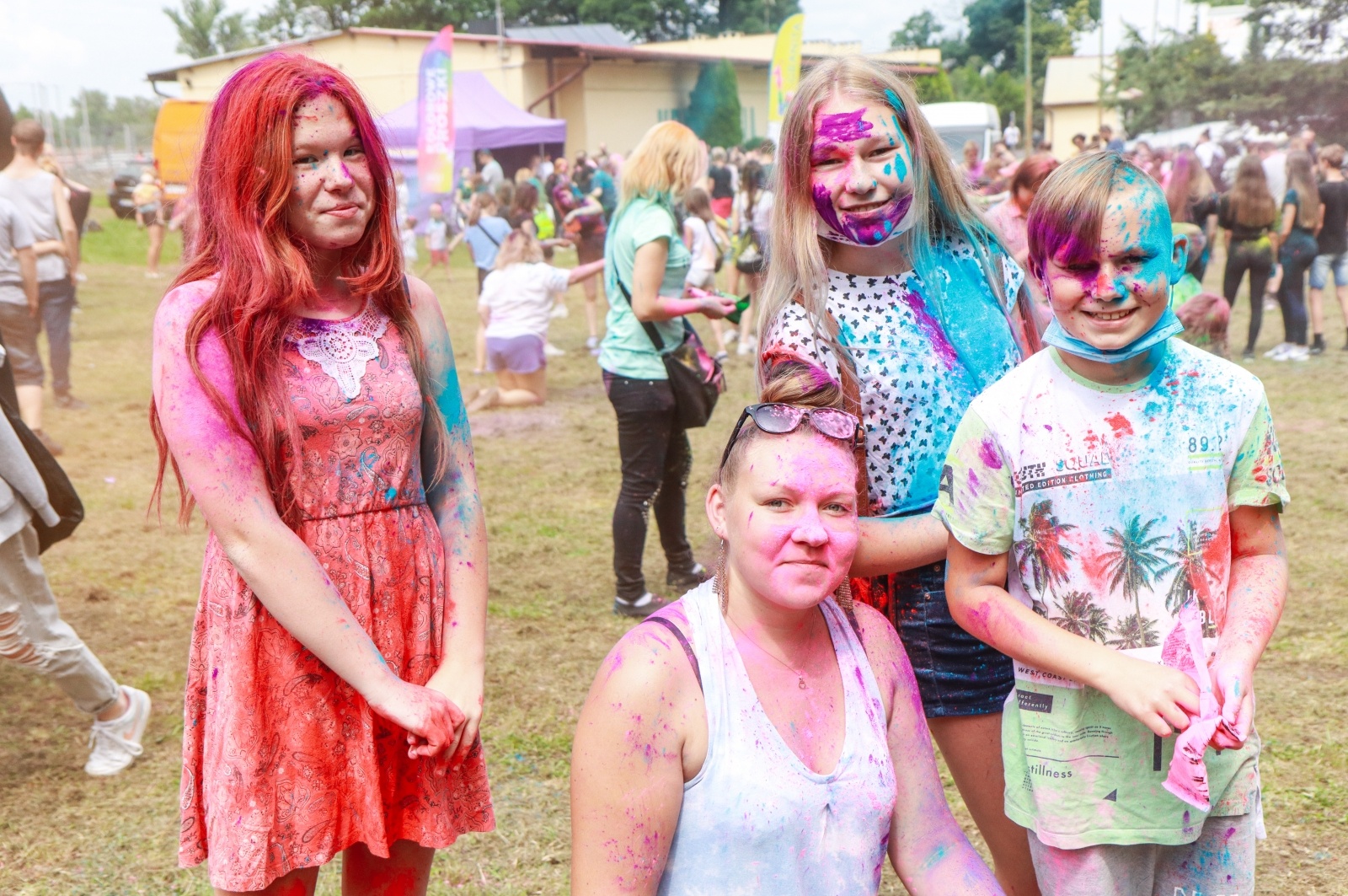 Zdjęcie w galerii na portalu naszraciborz.pl: Raciborzanie zanurkowali w kolorach. Poszukajcie się w galerii [FOTO] wiadomości z regionu