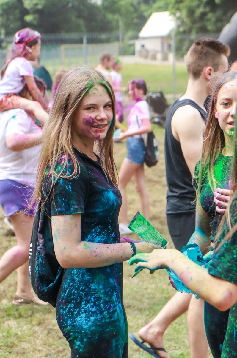 Zdjęcie w galerii na portalu naszraciborz.pl: Raciborzanie zanurkowali w kolorach. Poszukajcie się w galerii [FOTO] wiadomości z regionu