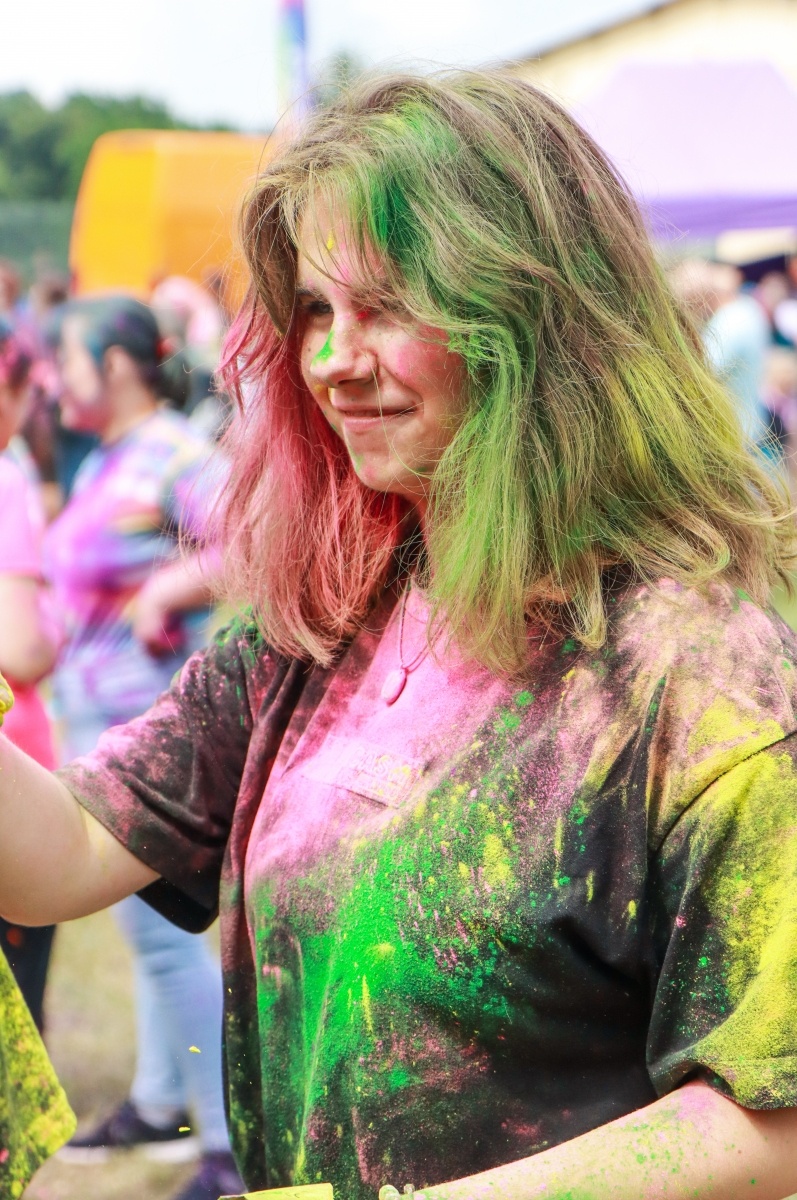 Zdjęcie w galerii na portalu naszraciborz.pl: Raciborzanie zanurkowali w kolorach. Poszukajcie się w galerii [FOTO] wiadomości z regionu