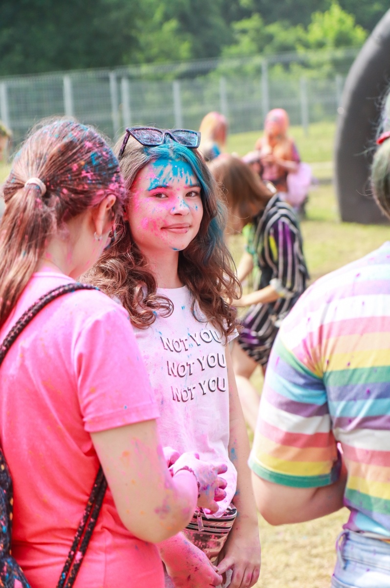 Zdjęcie w galerii na portalu naszraciborz.pl: Raciborzanie zanurkowali w kolorach. Poszukajcie się w galerii [FOTO] wiadomości z regionu