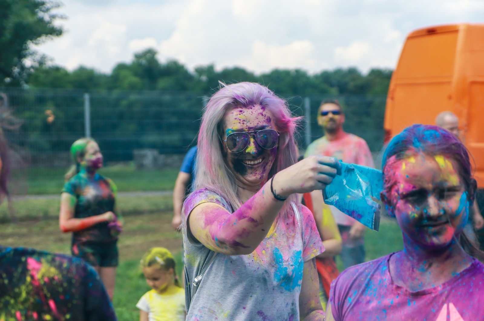 Zdjęcie w galerii na portalu naszraciborz.pl: Raciborzanie zanurkowali w kolorach. Poszukajcie się w galerii [FOTO] wiadomości z regionu