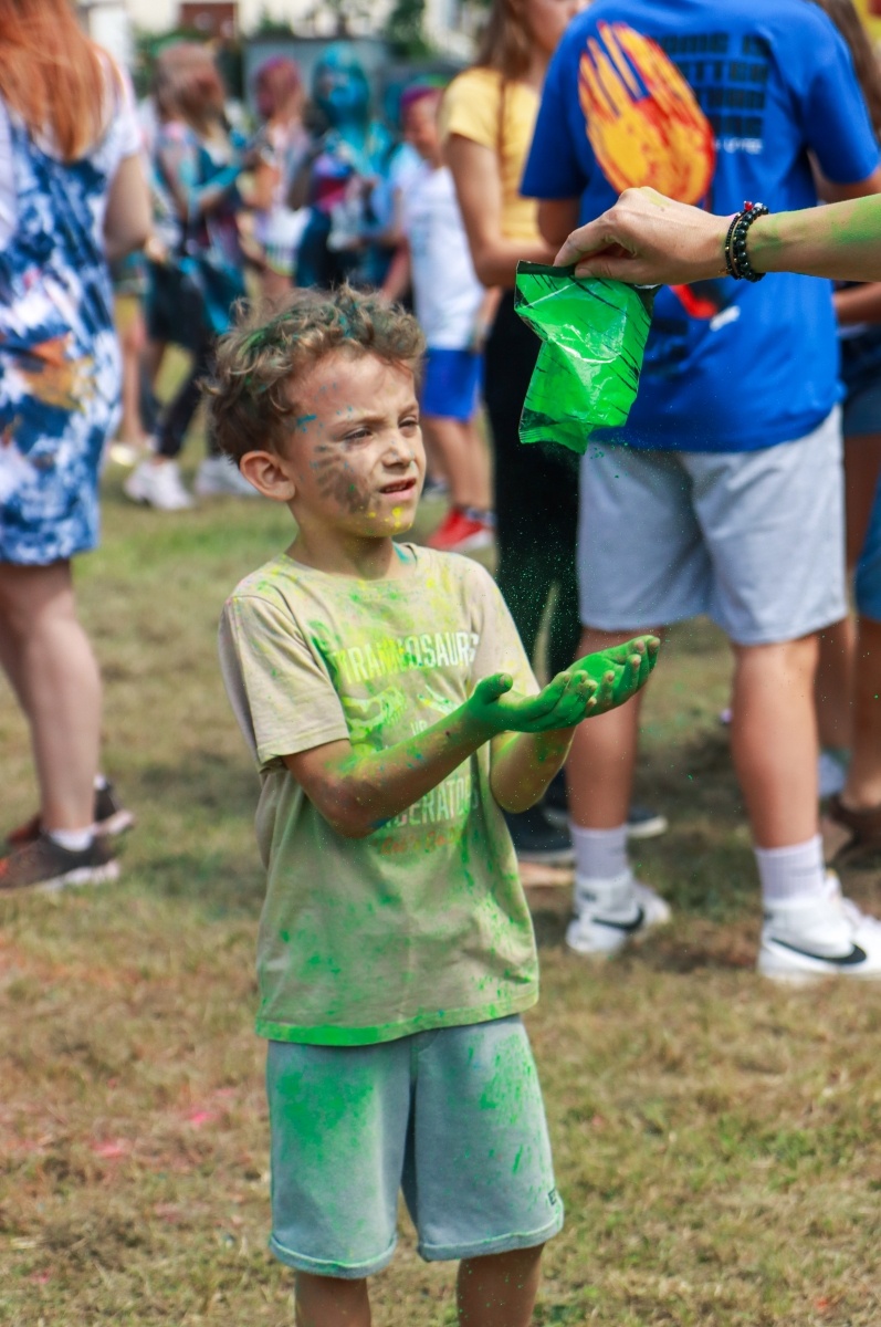 Zdjęcie w galerii na portalu naszraciborz.pl: Raciborzanie zanurkowali w kolorach. Poszukajcie się w galerii [FOTO] wiadomości z regionu