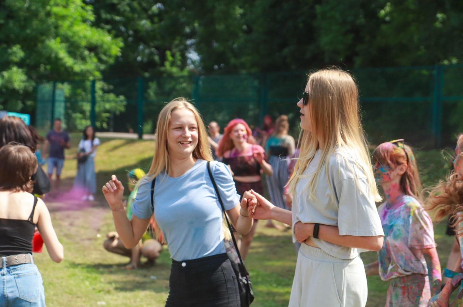 Zdjęcie w galerii na portalu naszraciborz.pl: Raciborzanie zanurkowali w kolorach. Poszukajcie się w galerii [FOTO] wiadomości z regionu