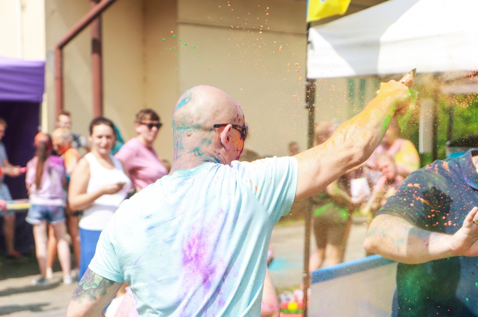 Zdjęcie w galerii na portalu naszraciborz.pl: Raciborzanie zanurkowali w kolorach. Poszukajcie się w galerii [FOTO] wiadomości z regionu