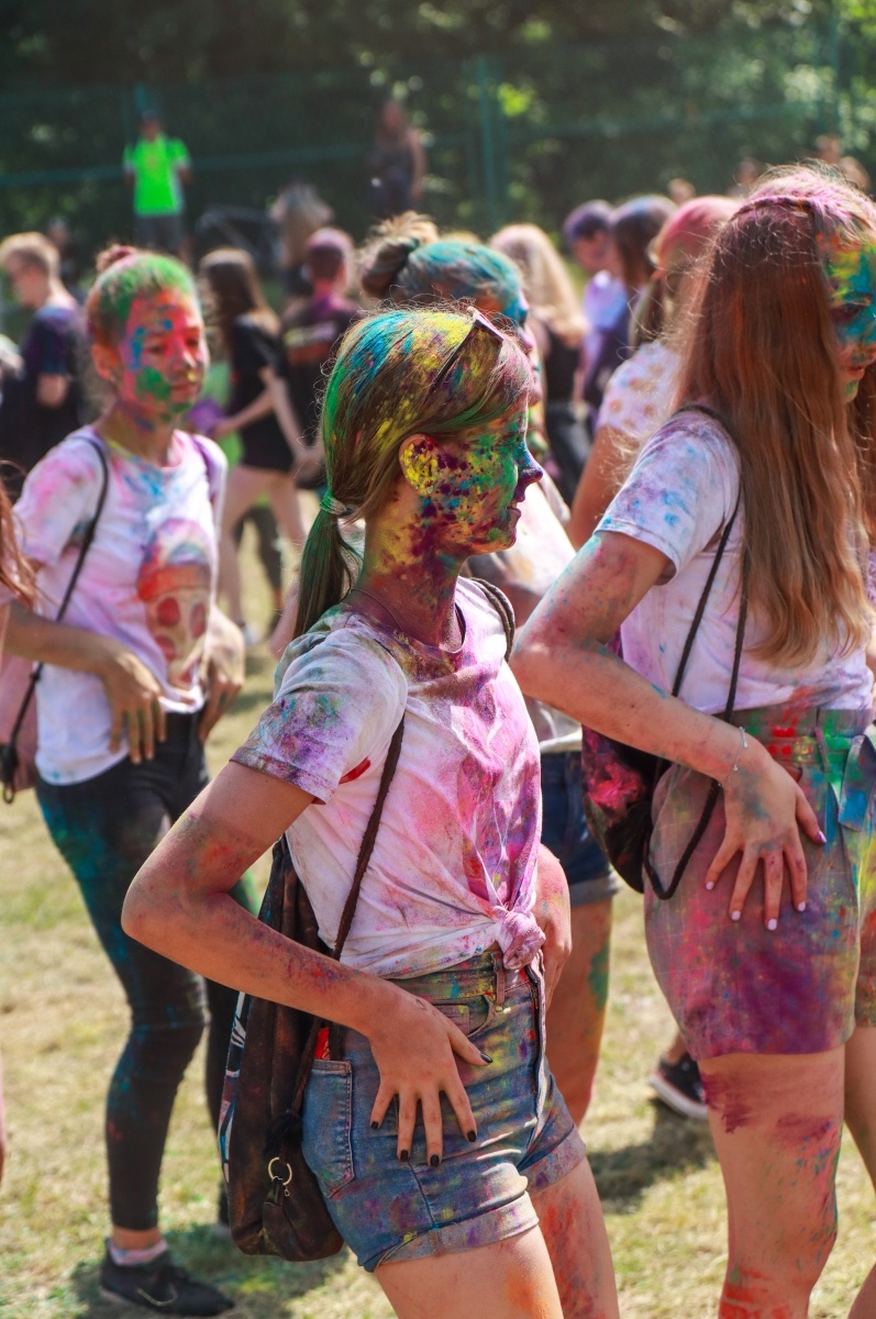 Zdjęcie w galerii na portalu naszraciborz.pl: Raciborzanie zanurkowali w kolorach. Poszukajcie się w galerii [FOTO] wiadomości z regionu