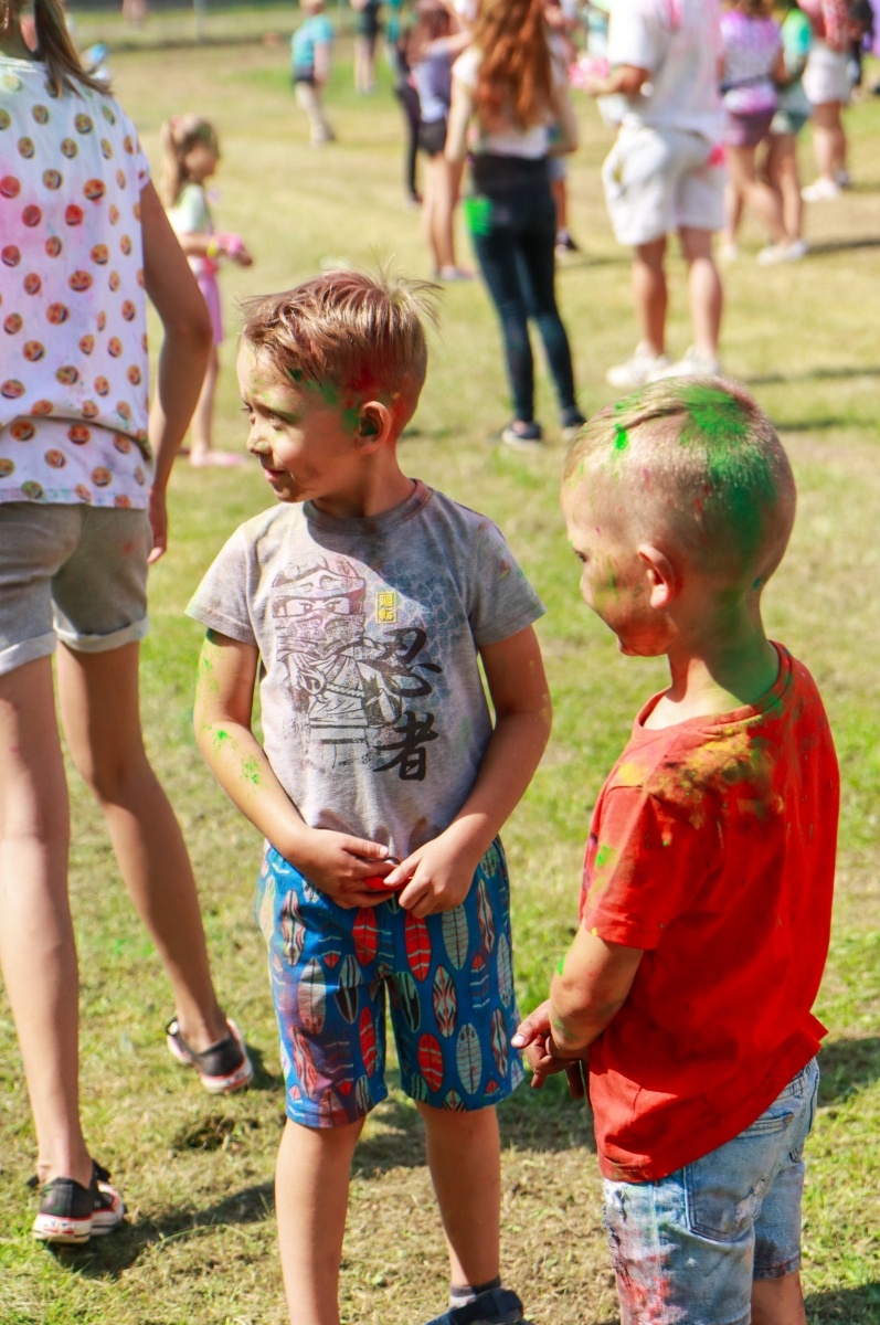 Zdjęcie w galerii na portalu naszraciborz.pl: Raciborzanie zanurkowali w kolorach. Poszukajcie się w galerii [FOTO] wiadomości z regionu