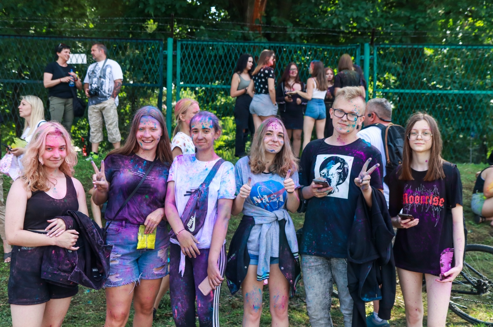 Zdjęcie w galerii na portalu naszraciborz.pl: Raciborzanie zanurkowali w kolorach. Poszukajcie się w galerii [FOTO] wiadomości z regionu
