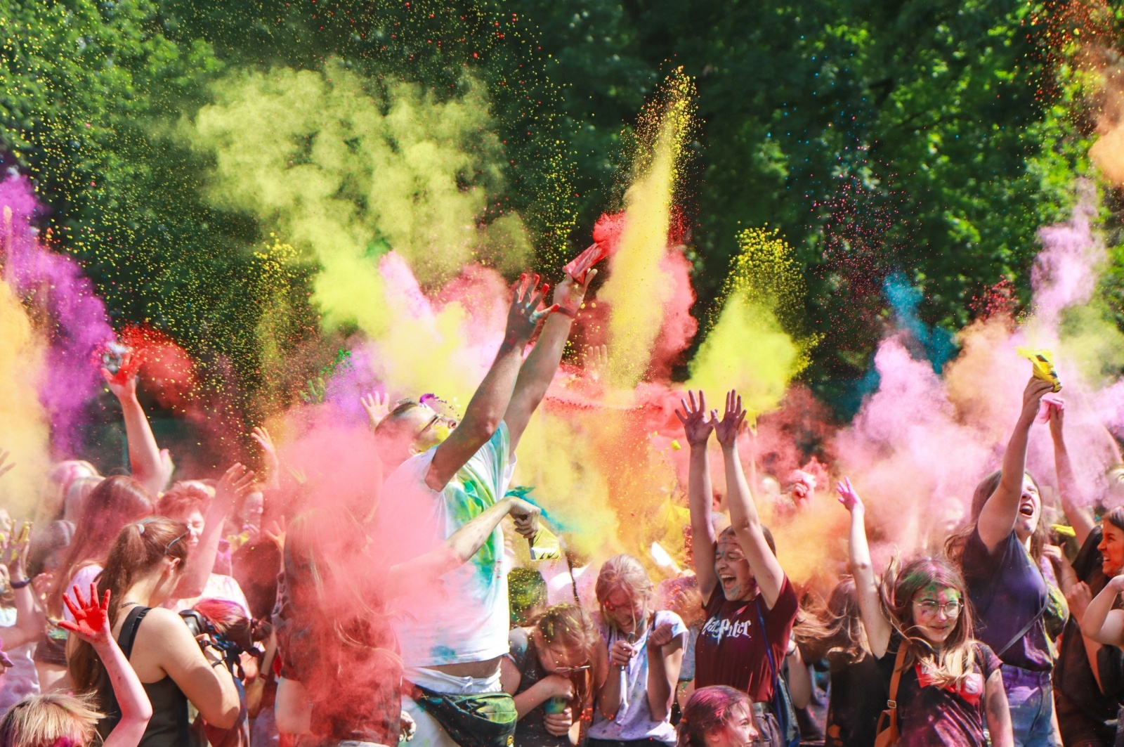 Zdjęcie w galerii na portalu naszraciborz.pl: Raciborzanie zanurkowali w kolorach. Poszukajcie się w galerii [FOTO] wiadomości z regionu