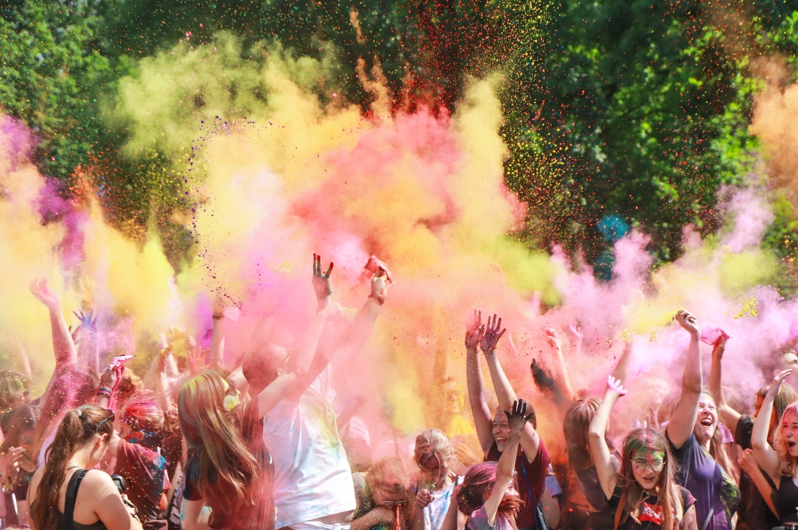 Zdjęcie w galerii na portalu naszraciborz.pl: Raciborzanie zanurkowali w kolorach. Poszukajcie się w galerii [FOTO] wiadomości z regionu