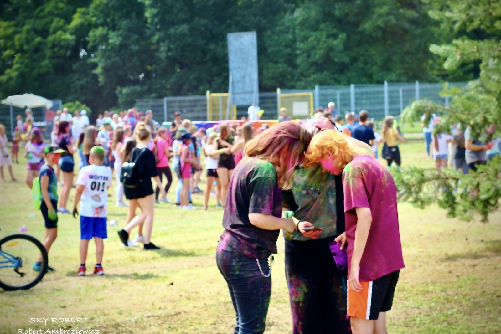 Zdjęcie w galerii na portalu naszraciborz.pl: Raciborzanie zanurkowali w kolorach. Poszukajcie się w galerii [FOTO] wiadomości z regionu