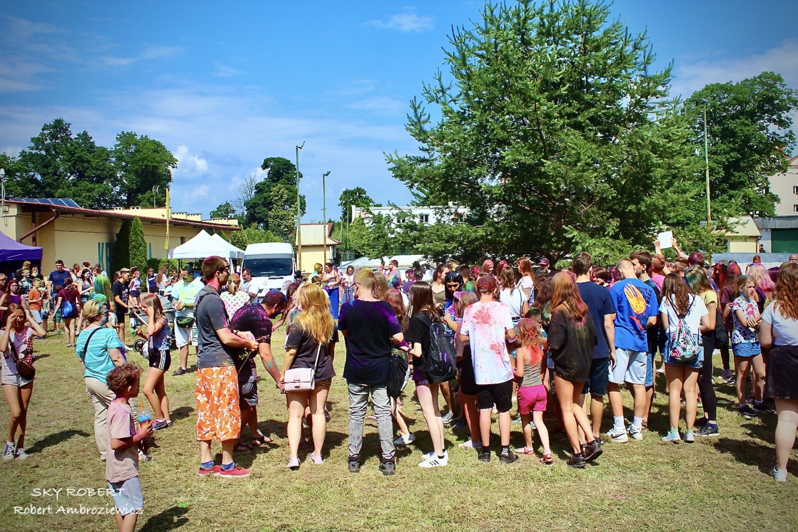 Zdjęcie w galerii na portalu naszraciborz.pl: Raciborzanie zanurkowali w kolorach. Poszukajcie się w galerii [FOTO] wiadomości z regionu