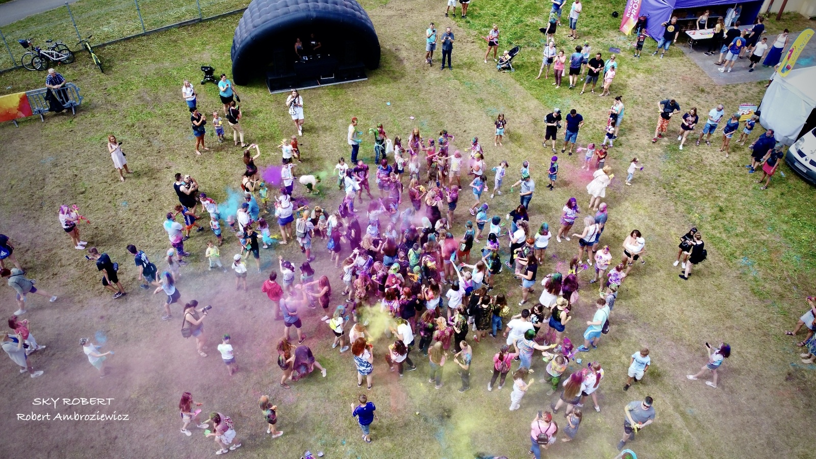 Zdjęcie w galerii na portalu naszraciborz.pl: Raciborzanie zanurkowali w kolorach. Poszukajcie się w galerii [FOTO] wiadomości z regionu