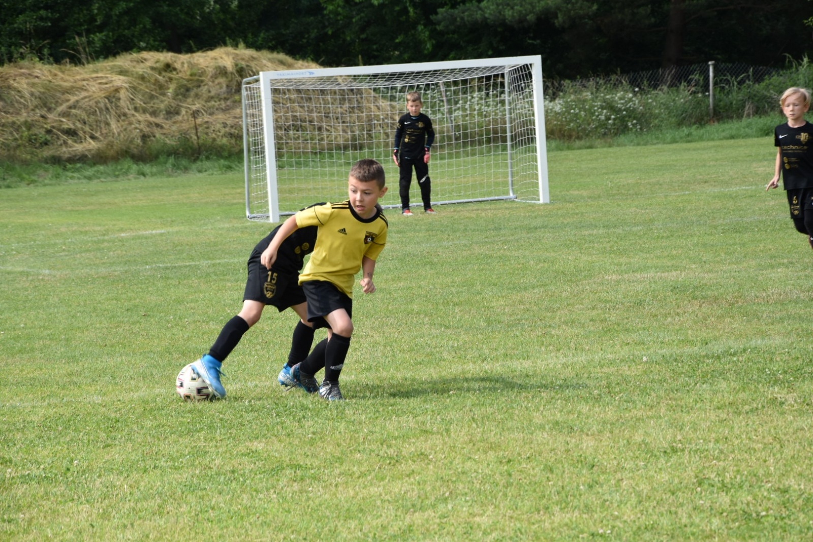 Zdjęcie w galerii na portalu naszraciborz.pl: Górki Cup. Piłkarskie zmagania rocznika 2013 wiadomości z regionu