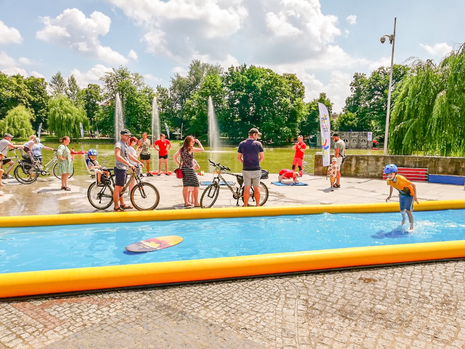 Zdjęcie w galerii na portalu naszraciborz.pl: Festiwal Górnej Odry przeniósł się do parku m. Roth wiadomości z regionu