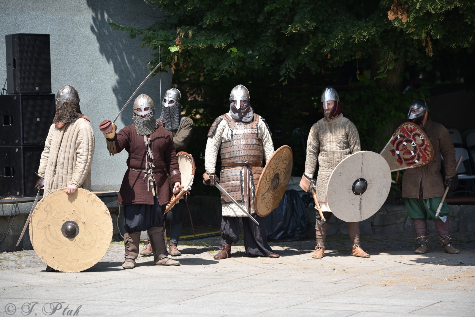 Zdjęcie w galerii na portalu naszraciborz.pl: Festiwal Górnej Odry przeniósł się do parku m. Roth wiadomości z regionu