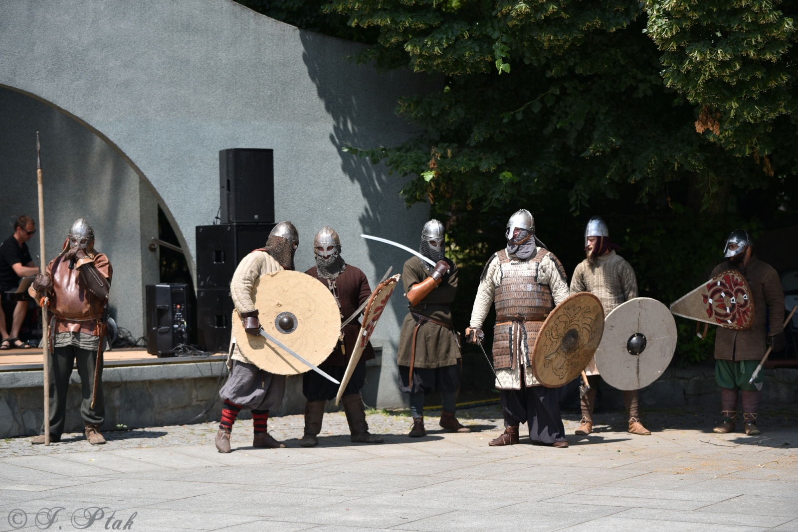 Zdjęcie w galerii na portalu naszraciborz.pl: Festiwal Górnej Odry przeniósł się do parku m. Roth wiadomości z regionu