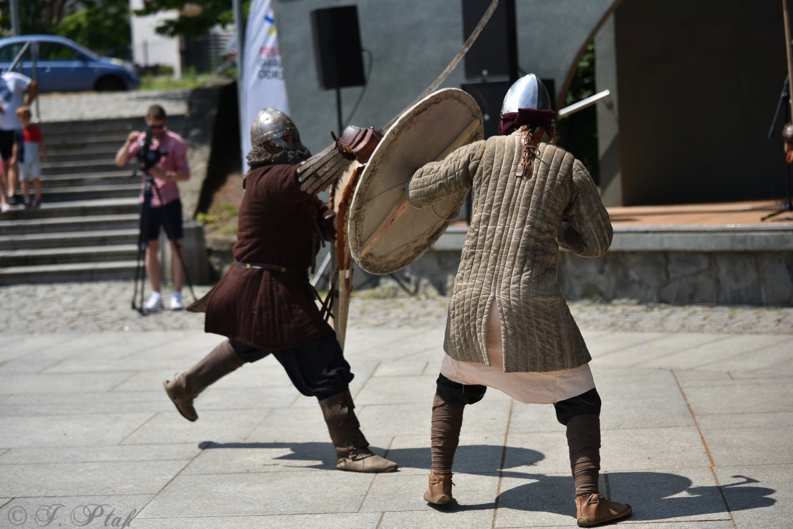 Zdjęcie w galerii na portalu naszraciborz.pl: Festiwal Górnej Odry przeniósł się do parku m. Roth wiadomości z regionu