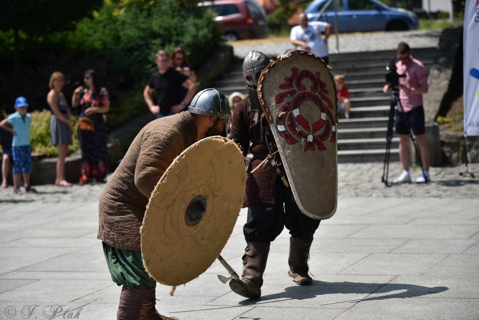 Zdjęcie w galerii na portalu naszraciborz.pl: Festiwal Górnej Odry przeniósł się do parku m. Roth wiadomości z regionu