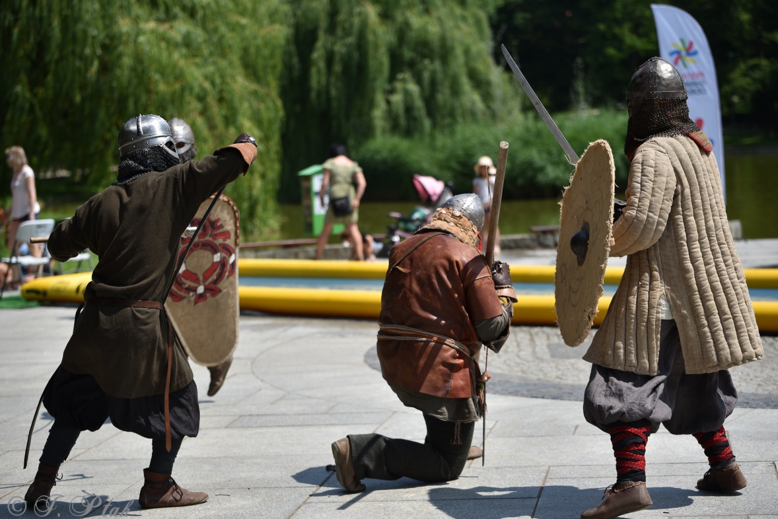 Zdjęcie w galerii na portalu naszraciborz.pl: Festiwal Górnej Odry przeniósł się do parku m. Roth wiadomości z regionu