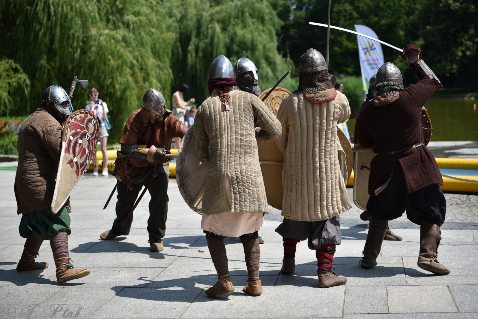 Zdjęcie w galerii na portalu naszraciborz.pl: Festiwal Górnej Odry przeniósł się do parku m. Roth wiadomości z regionu
