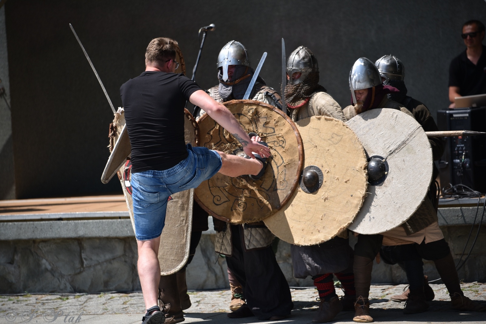 Zdjęcie w galerii na portalu naszraciborz.pl: Festiwal Górnej Odry przeniósł się do parku m. Roth wiadomości z regionu