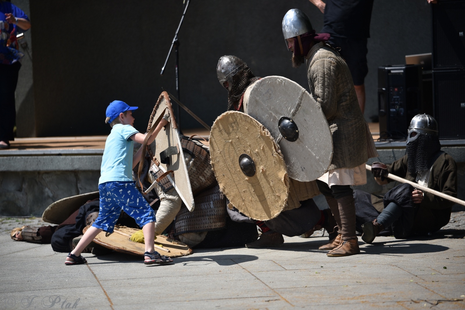 Zdjęcie w galerii na portalu naszraciborz.pl: Festiwal Górnej Odry przeniósł się do parku m. Roth wiadomości z regionu