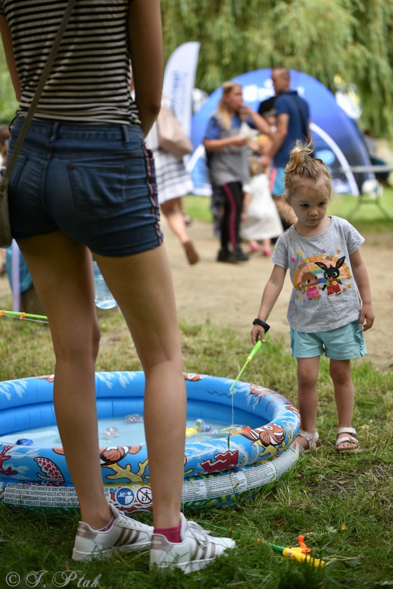 Zdjęcie w galerii na portalu naszraciborz.pl: Festiwal Górnej Odry przeniósł się do parku m. Roth wiadomości z regionu