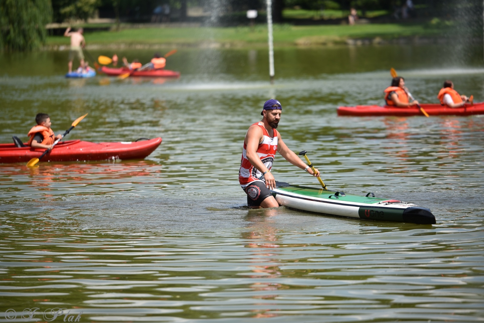 Zdjęcie w galerii na portalu naszraciborz.pl: Festiwal Górnej Odry przeniósł się do parku m. Roth wiadomości z regionu