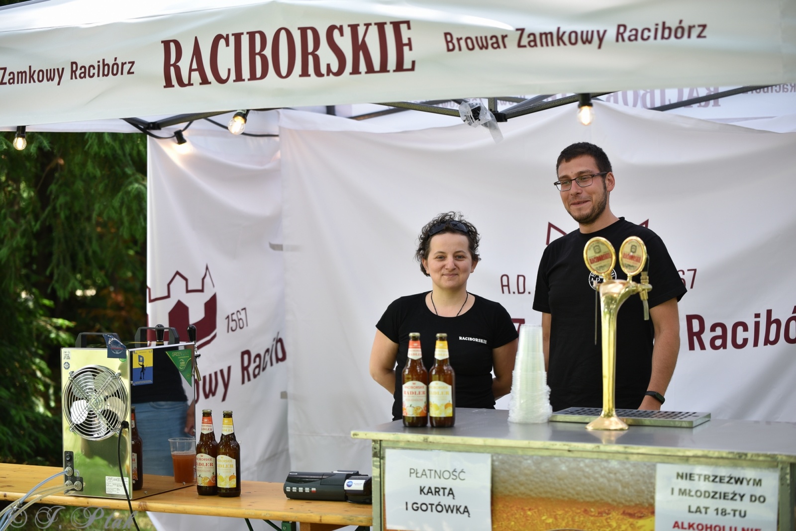 Zdjęcie w galerii na portalu naszraciborz.pl: Festiwal Górnej Odry przeniósł się do parku m. Roth wiadomości z regionu