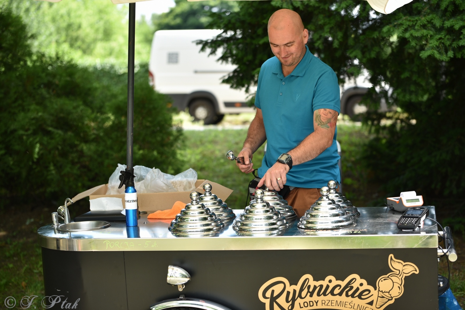 Zdjęcie w galerii na portalu naszraciborz.pl: Festiwal Górnej Odry przeniósł się do parku m. Roth wiadomości z regionu