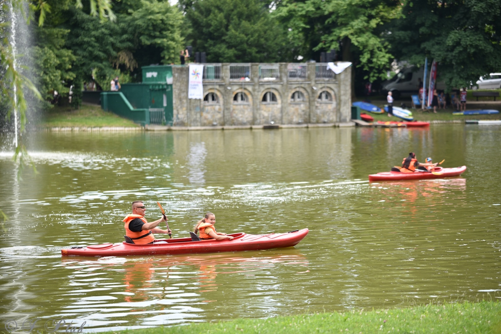 Zdjęcie w galerii na portalu naszraciborz.pl: Festiwal Górnej Odry przeniósł się do parku m. Roth wiadomości z regionu