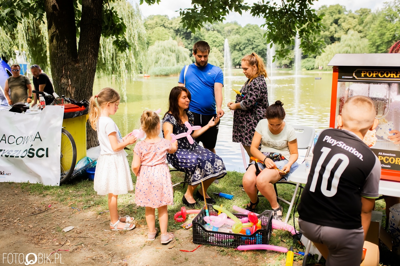 Zdjęcie w galerii na portalu naszraciborz.pl: Festiwal Górnej Odry przeniósł się do parku m. Roth wiadomości z regionu
