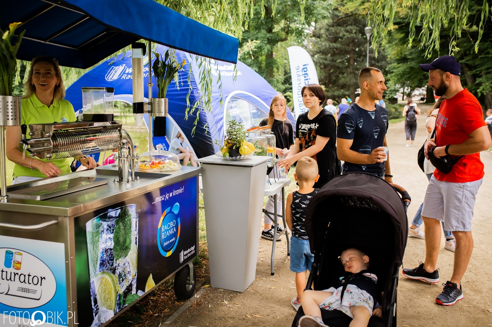 Zdjęcie w galerii na portalu naszraciborz.pl: Festiwal Górnej Odry przeniósł się do parku m. Roth wiadomości z regionu