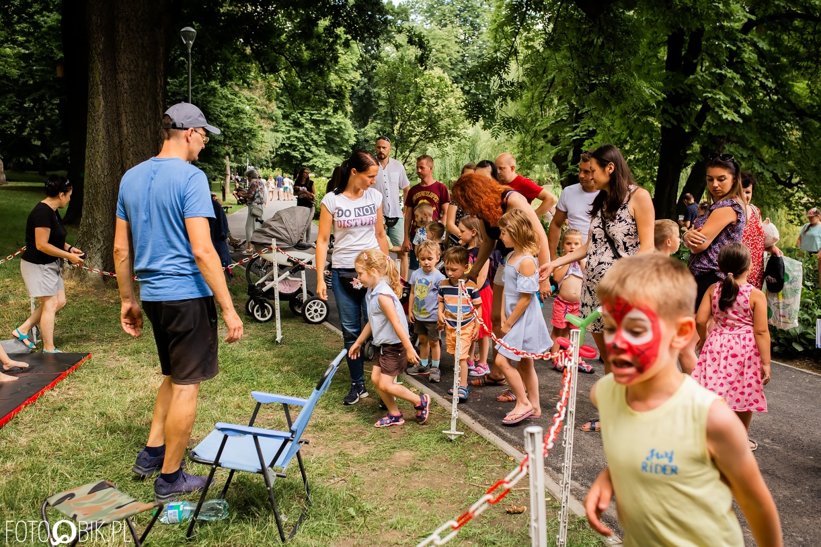 Zdjęcie w galerii na portalu naszraciborz.pl: Festiwal Górnej Odry przeniósł się do parku m. Roth wiadomości z regionu