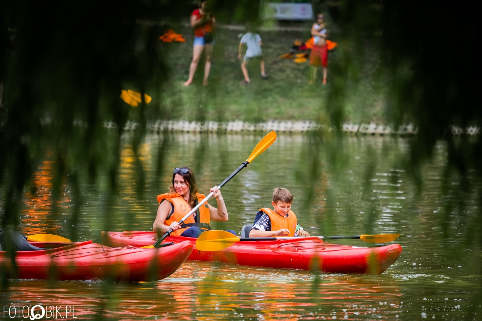 Zdjęcie w galerii na portalu naszraciborz.pl: Festiwal Górnej Odry przeniósł się do parku m. Roth wiadomości z regionu