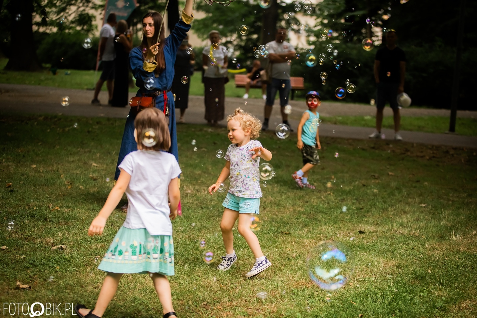 Zdjęcie w galerii na portalu naszraciborz.pl: Festiwal Górnej Odry przeniósł się do parku m. Roth wiadomości z regionu
