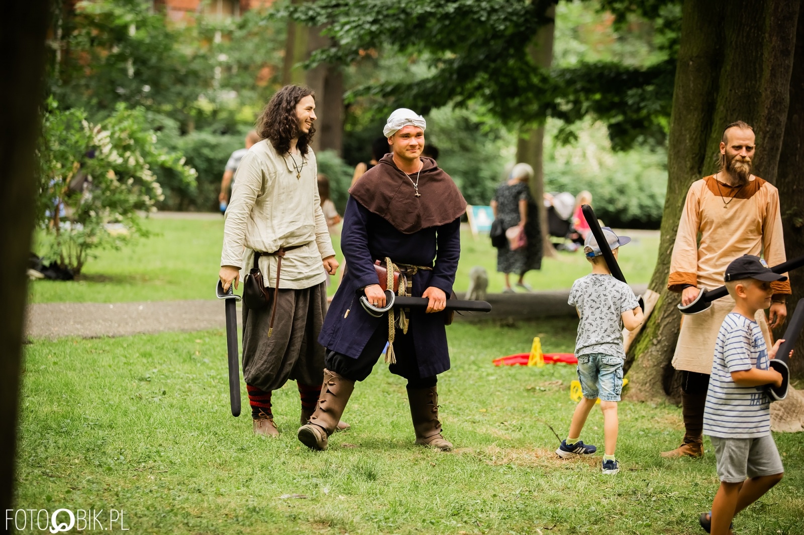 Zdjęcie w galerii na portalu naszraciborz.pl: Festiwal Górnej Odry przeniósł się do parku m. Roth wiadomości z regionu