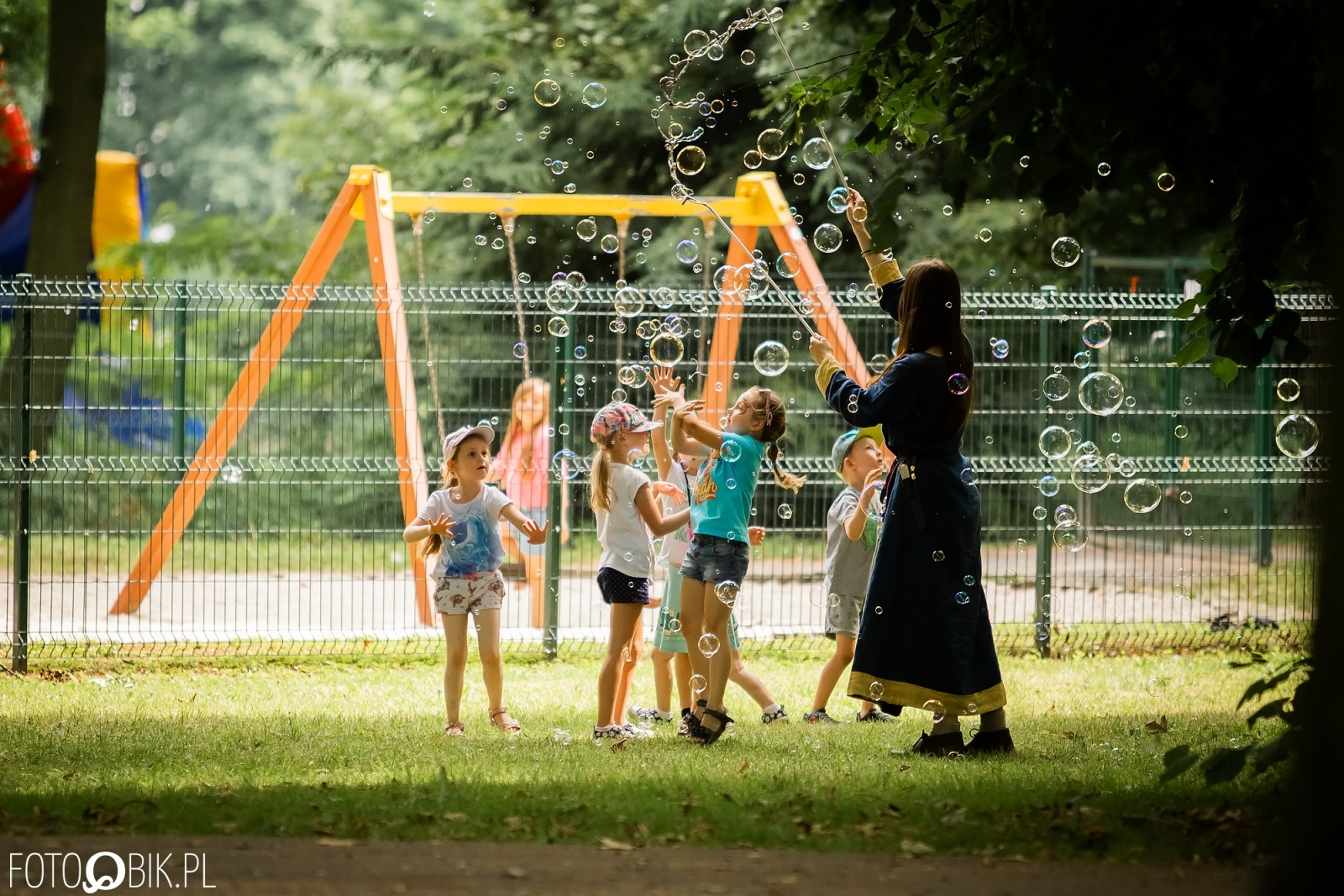 Zdjęcie w galerii na portalu naszraciborz.pl: Festiwal Górnej Odry przeniósł się do parku m. Roth wiadomości z regionu